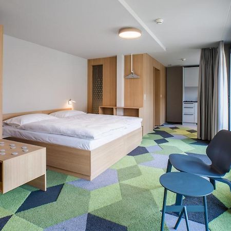 The Lab Hotel & Apartments Тун Екстериор снимка