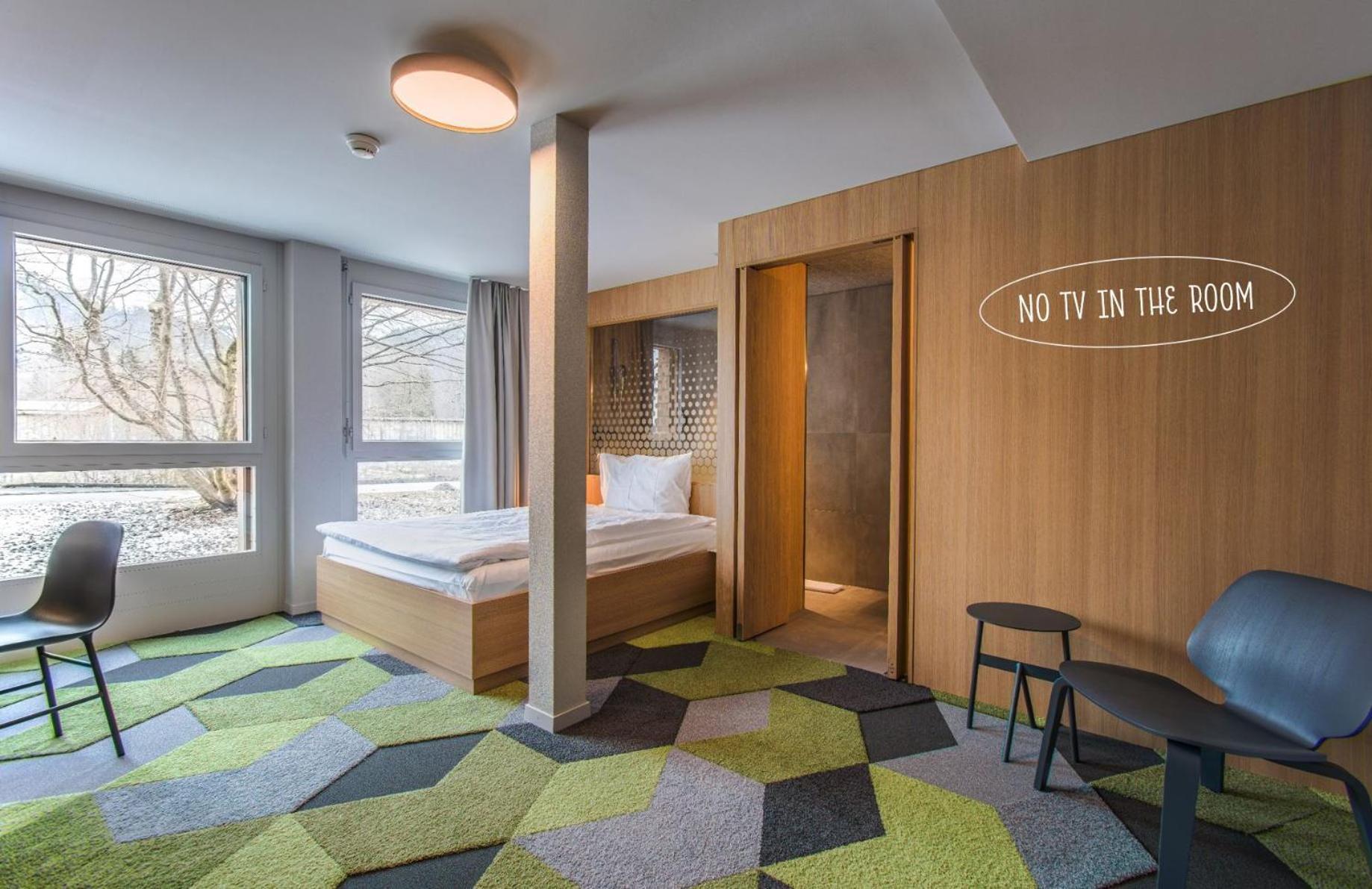 The Lab Hotel & Apartments Тун Екстериор снимка