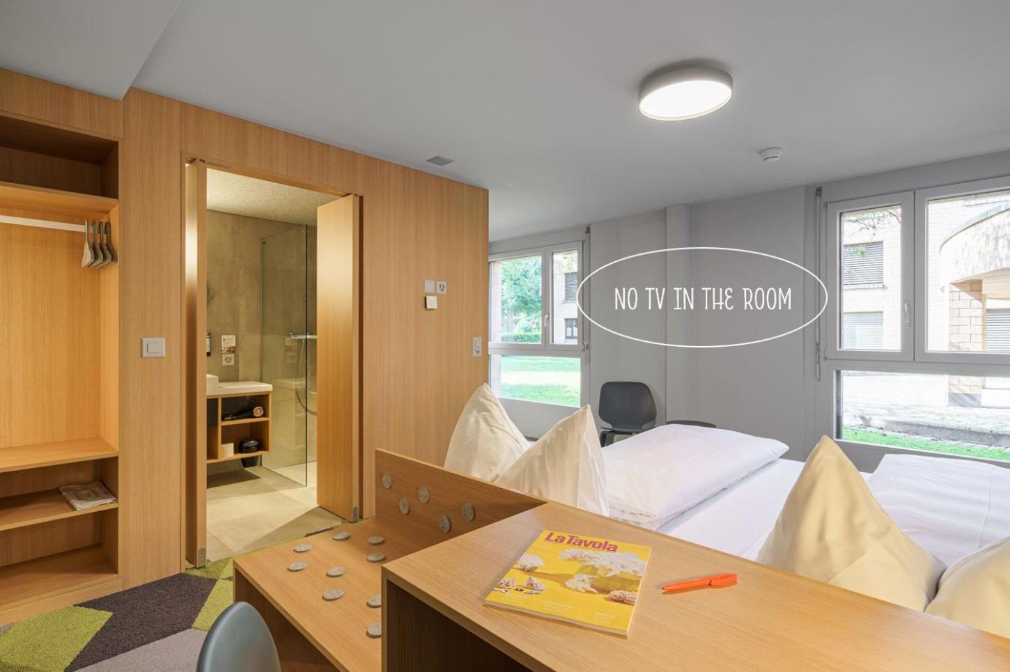 The Lab Hotel & Apartments Тун Екстериор снимка