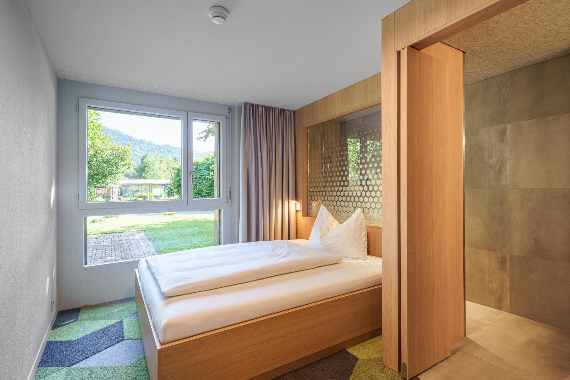 The Lab Hotel & Apartments Тун Екстериор снимка
